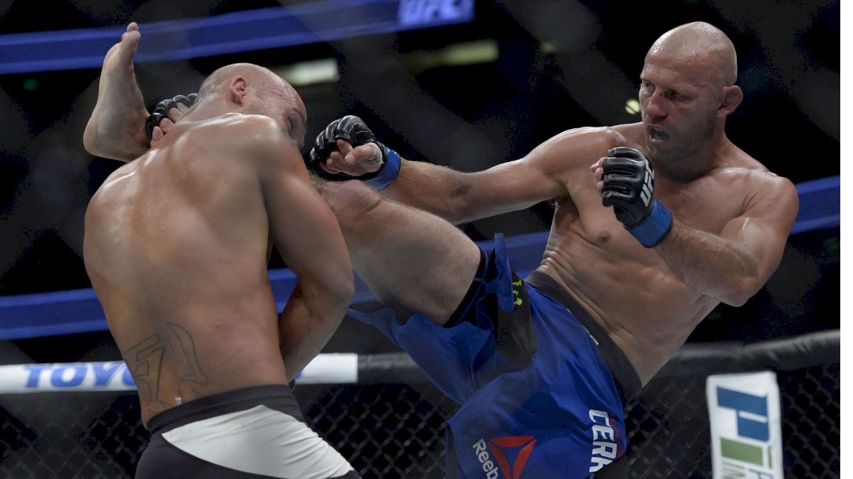 Donald Cerrone Fought Robbie Lawler With Serious Injury