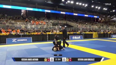 Keegan James Arthur vs Steven Liam Gonzalez 2025 Pan Kids Jiu-Jitsu IBJJF Championship