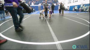 46 lbs Consi Of 4 - Micheal Fabela, Chickasha Youth Wrestling vs Grayson Hale, Standfast OKC