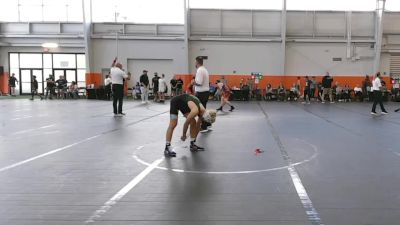 110 lbs Round 1 - Dominic Jacobucci, Westshore vs Christian Vasquez, Sandusky Middle School