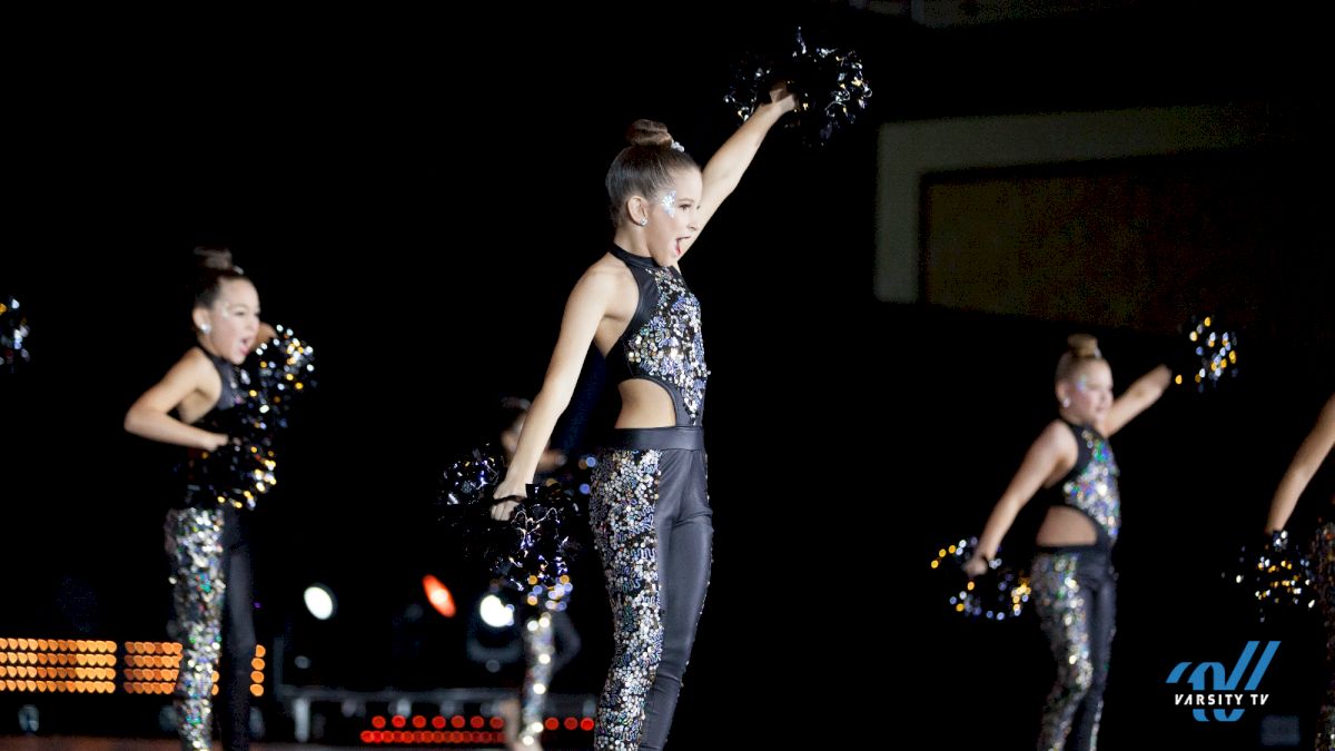 Light Up Poms Bring NDA Fans To Their Feet!