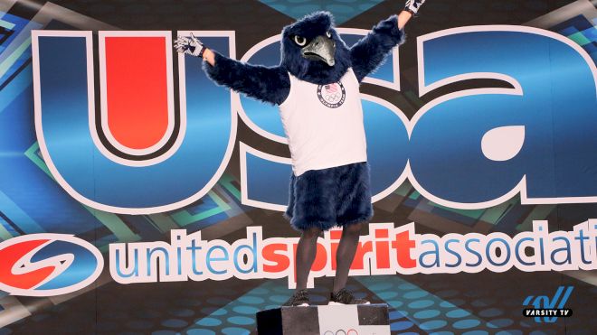 Mascot Performs Olympic-Themed Routine At USA