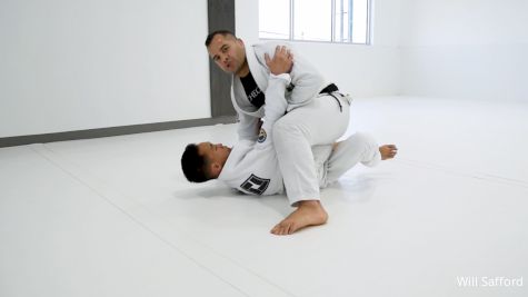 Leo Vieira: Standing Series – Knee Slice