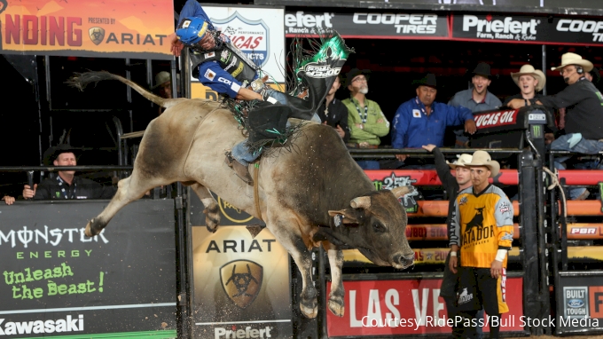 Kaique Pacheco 92.75 on SweetPro's Bruiser at Last Cowboy Standing 2018 - Andy Watson:Bull Stock Media.JPG