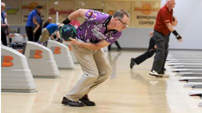 A Full Game Of Walter Ray Bowling Two-Handed