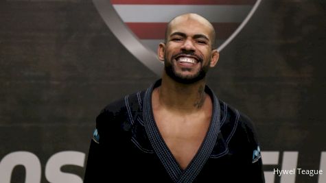 Erberth Santos Crowned King in Los Angeles