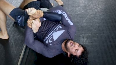 Hulk Trains in Thailand for Werdum Superfight