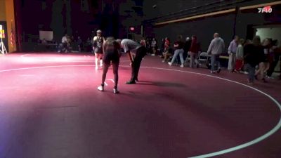 135 lbs Round 2 - Noah Overholt, Iowa City West vs Oceanna Wright, Denver