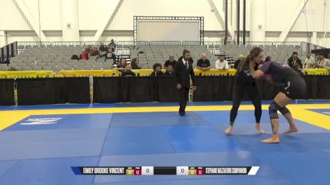 Stephanie Mazzaferro Companhoni vs Emily Brooke Vincent 2024 World IBJJF Jiu-Jitsu No-Gi Championship