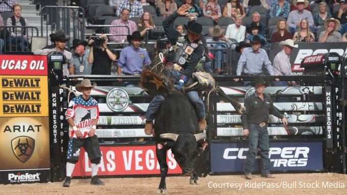 Joao Ricardo Vieira rides D&H Cattle/Flinn's Cool Customer - Photo By: Andy Watson/Bull Stock Media