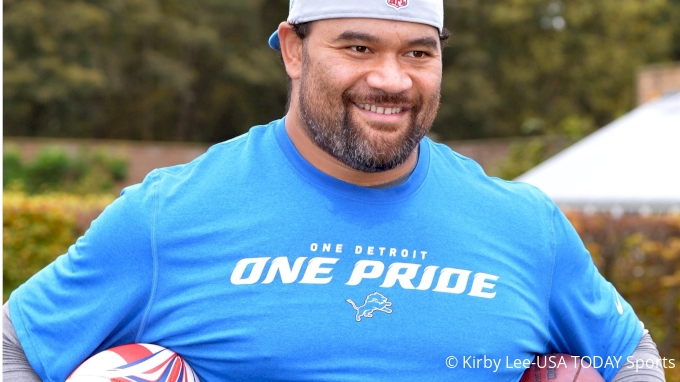 Haloti Ngata comes to Baltimore to announce retirement from NFL