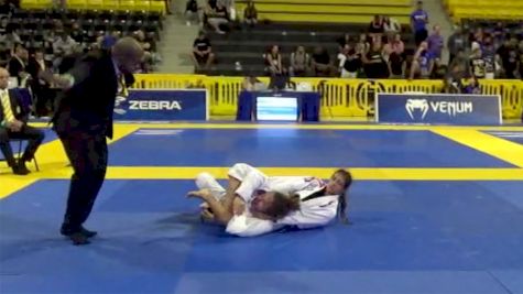 BEATRIZ MESQUITA vs CATHERINE PERRET 2018 World IBJJF Jiu-Jitsu Championship