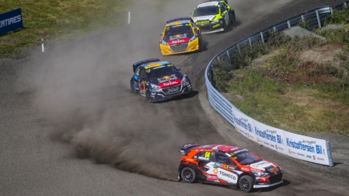 Strategy Takes Gronholm to Top Qualifier Spot