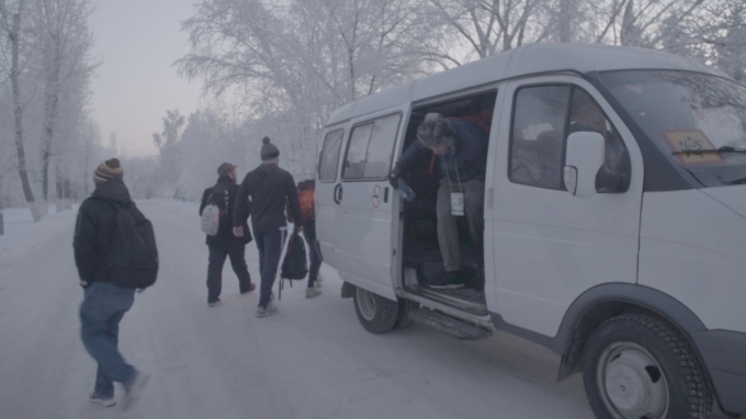 Yarygin white van snow