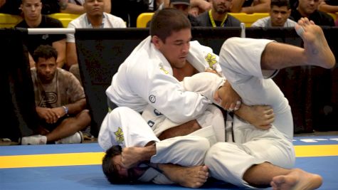 GUSTAVO DIAS ELIAS vs HENRIQUE RUSSI LIMA 2019 World Master IBJJF Jiu-Jitsu Championship