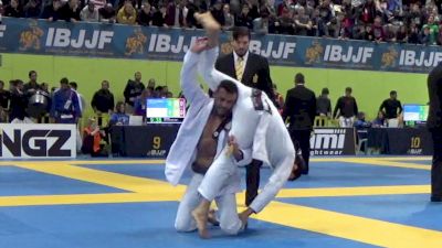 LEONARDO SAGGIORO vs PAULO MIYAO 2019 European IBJJF Championship