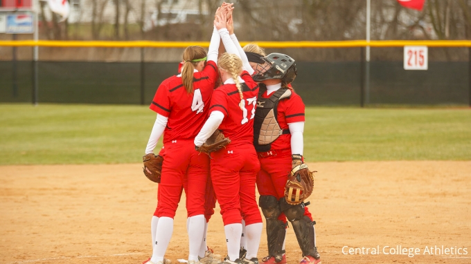 Why Division III Softball Is Thriving On Academic & Athletic Excellence ...