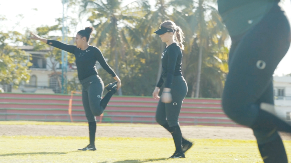 Softball Warm Up Routines & Stretches FloSoftball Softball