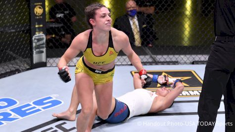 Grappling Bulletin: Dern Defends, Jiu-Jitsu Con, & More