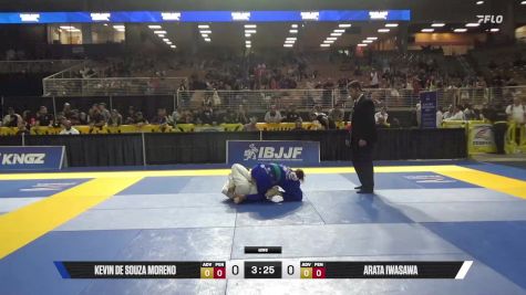 Arata Iwasawa vs Kevin De Souza Moreno 2025 Pan Kids Jiu-Jitsu IBJJF Championship