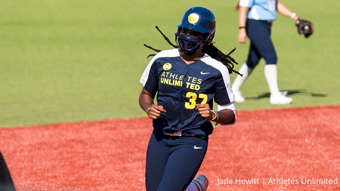 Rachel Balkovec Becomes First Female Manager In Affiliated Pro Baseball -  FloSoftball