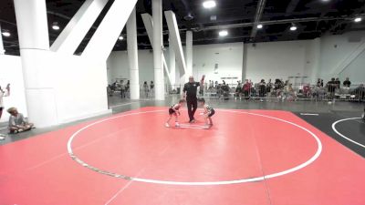 46 lbs Quarterfinal - Bentley Currie, Silvaback TC vs Isen Vang, Elk Grove Wr Acd