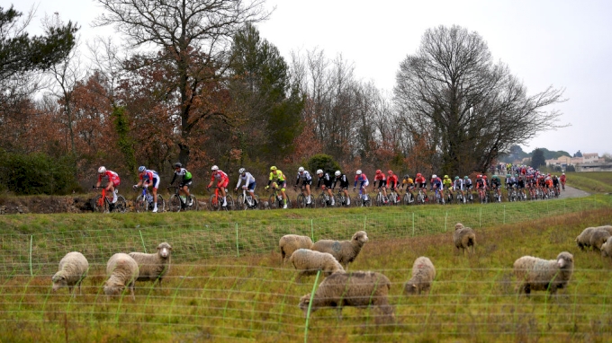 Peloton group Étoile de Bessèges Stage 2