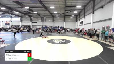 130 lbs Round Of 32 - Tyler Bloomfield, Salem Elite vs Sergio Macias, Mustang WC