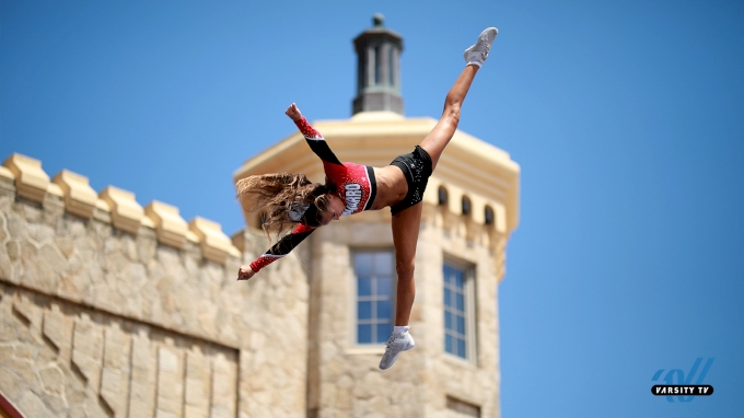 The Stingray Allstars Peach Had A gRAYt Semi-Finals Routine At