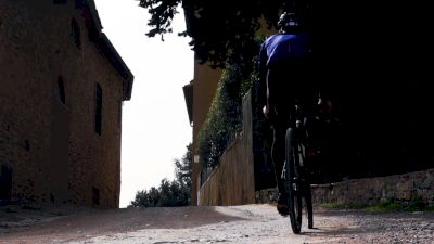 Testing Campagnolo's Ekar Groupset On The Gravel Roads Of Florence