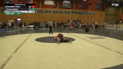 133 lbs 3rd Place Match - Alexander Lopez, Sacramento City College vs Dylan Garcia, Victor Valley College