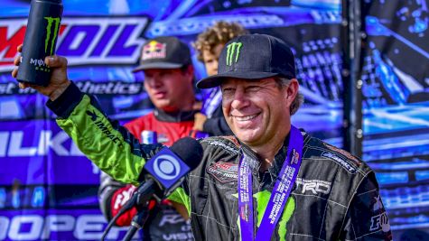 Legend Makes History at Dirt City As Pros Get Double