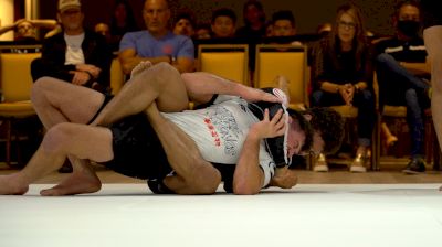 Kennedy Maciel Uses Face Crank to Submit Rosenthal
