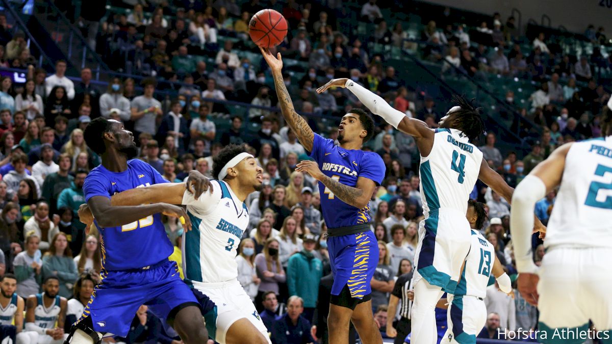 Hofstra's Aaron Estrada Is More Than Mr. Mid-Range