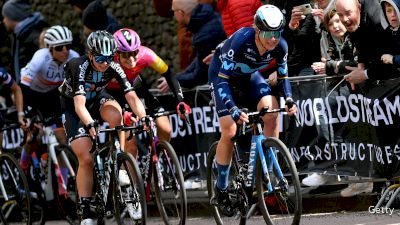On-Site: Favorite Women Caught By Surprise On Cauberg In 2022 Amstel Gold Race