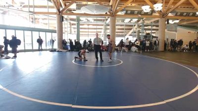 124 lbs Champ. Round 1 - Ezra Escobedo, Rancho San Juan vs Lorenzo Ramirez, San Leandro