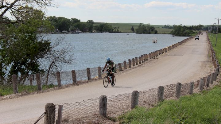 Where To Find Water And Feed Zones On The 2022 UNBOUND Gravel 200-Mile Course