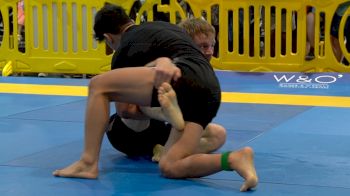 AJ AGAZARM vs DEANDRE VILLARAMA CORBE 2022 American National IBJJF Jiu-Jitsu Championship