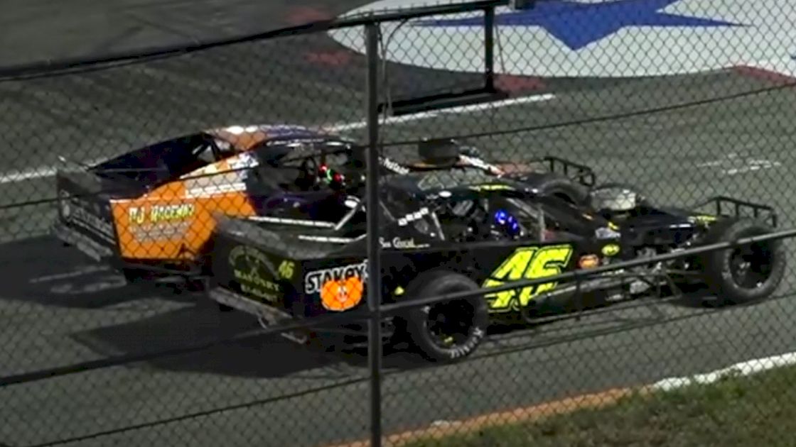 Riverhead Crate Modified Race Decided By Photo Finish