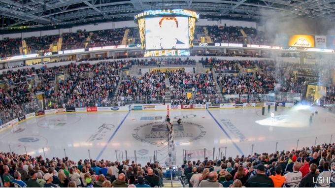 Wild alumni go with North Stars throwbacks for Stadium Series game - The  Hockey News