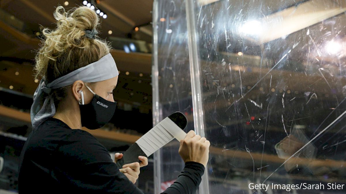 Best Ways To Tape A Hockey Stick