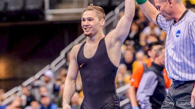 Spencer Lee Makes Season Debut For Iowa - FloWrestling