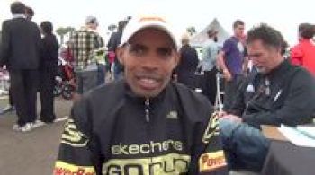 Meb Keflezighi successfully defends title in 63.11 at 2012 Rock 'n' Roll San Diego Half Marathon