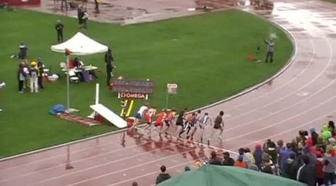 B 3200 F02 Villanova bound Harry Warnick unleashes the beast during the bell lap!