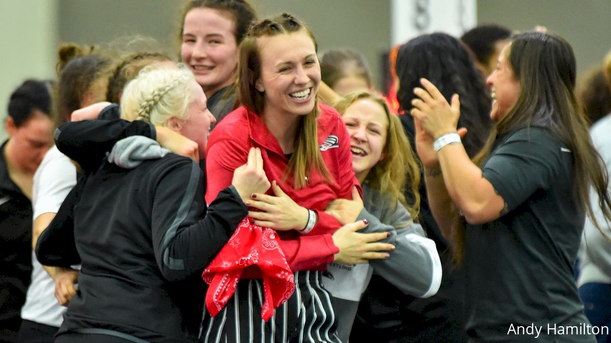 King, SOU Women Win Down-To-The-Wire National Duals Thrillers