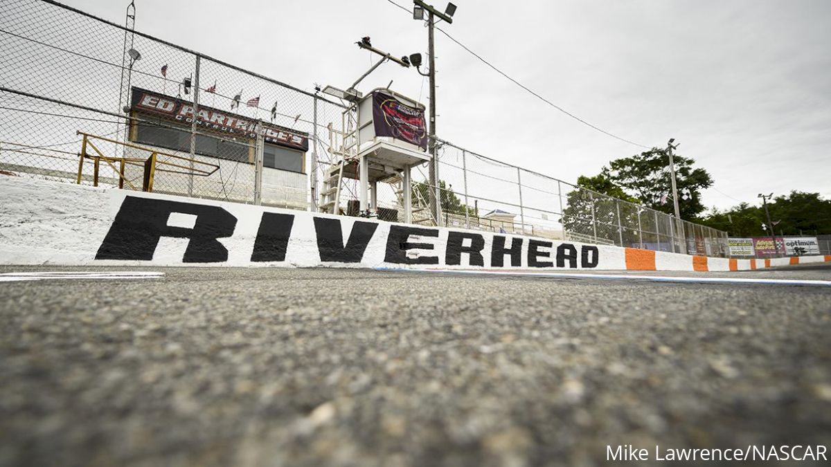 NASCAR Whelen Modified Tour Rolls Into Riverhead Raceway