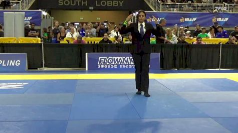 Isela Emily Martinez vs Kiara Liene Pereira Gonzales 2026 Pan Kids Jiu-Jitsu IBJJF Championship