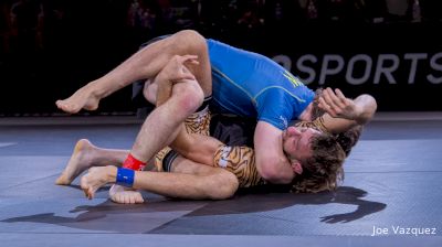 Dante Leon Hits Rare Katagatame Variation In WNO Title Bout