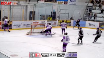 Watch The Crazy Finish To This KIJHL Matchup Between North Okanagan And Fernie