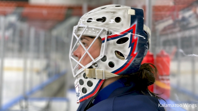 K-WINGS 'HOCKEY FOR HER' GAME